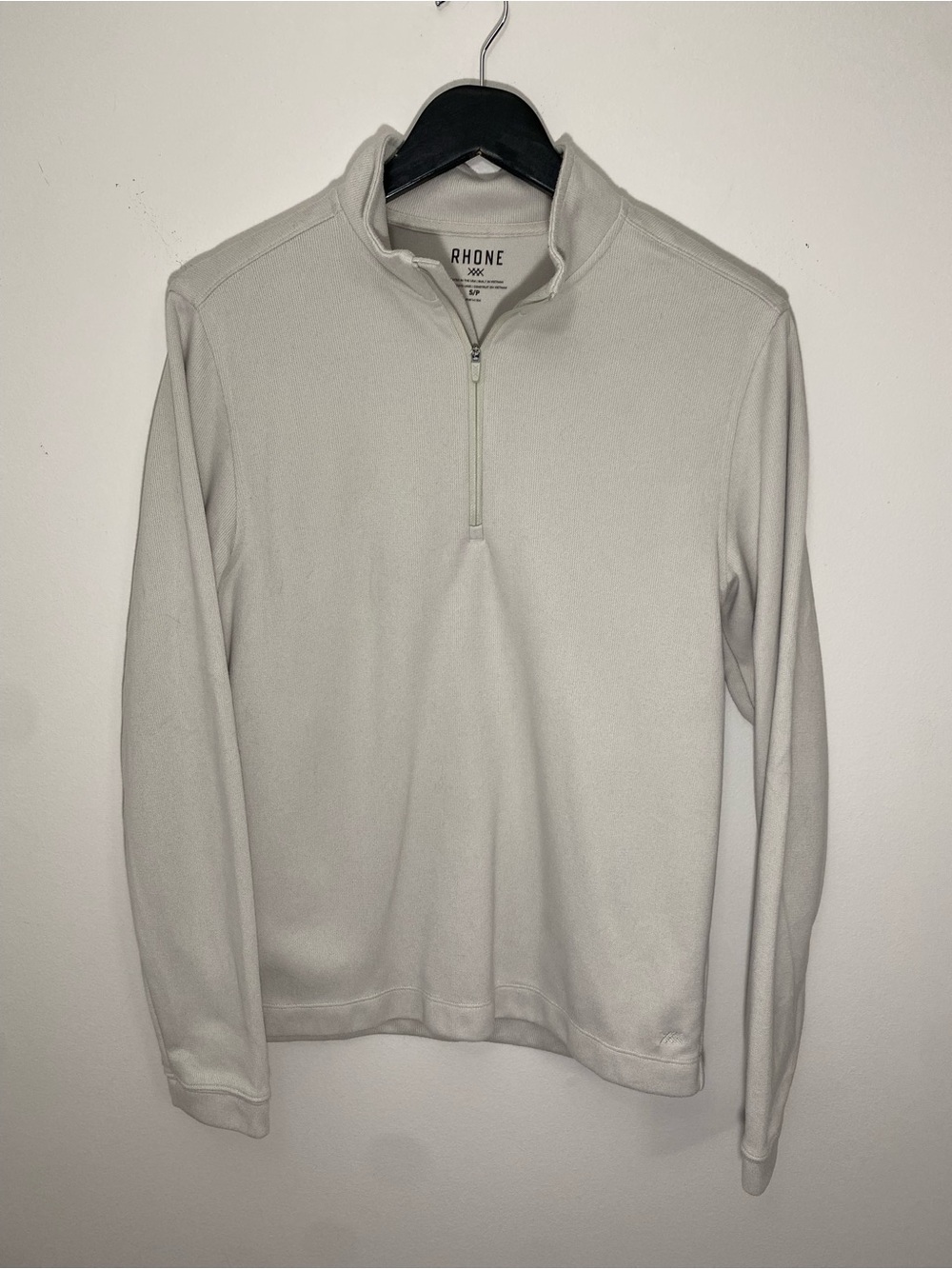 Rhone Men's Quarter-Zip Pullover Sweater in Light Grey Small
